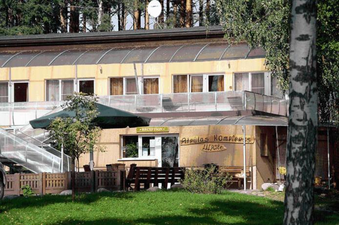 Atputas Komplekss Lilaste Bagian luar foto