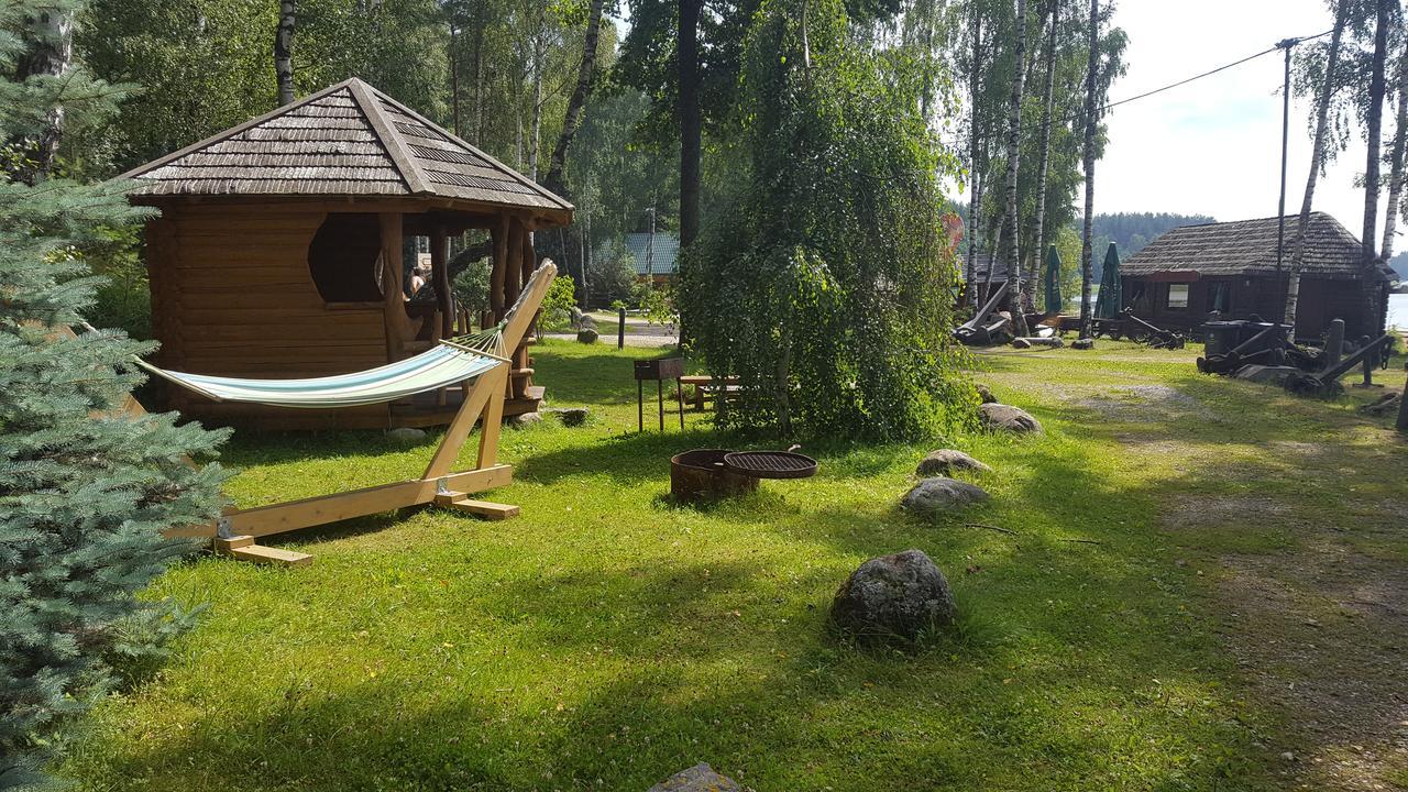 Atputas Komplekss Lilaste Bagian luar foto